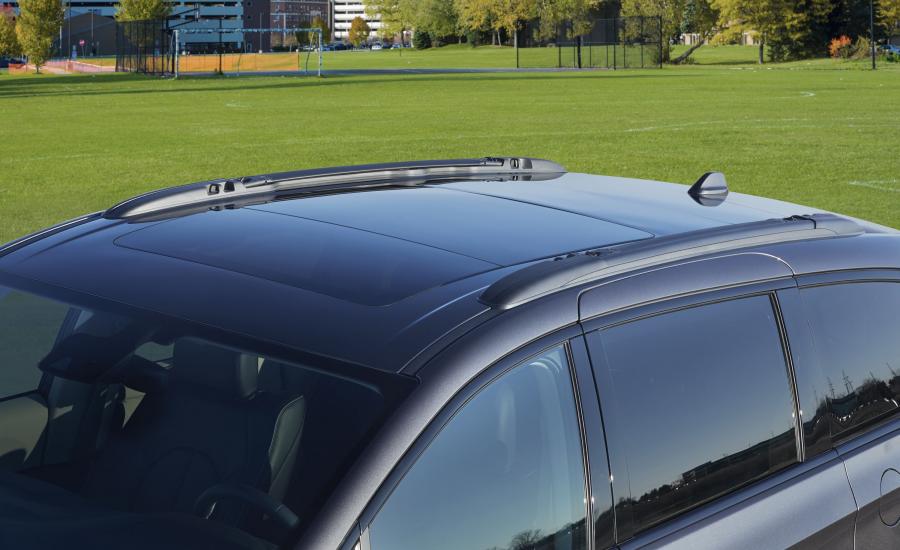 Детали экстерьера Chrysler Pacifica Hybrid Appearance Package (RU) 2018 года  (фото 6 из 6)
